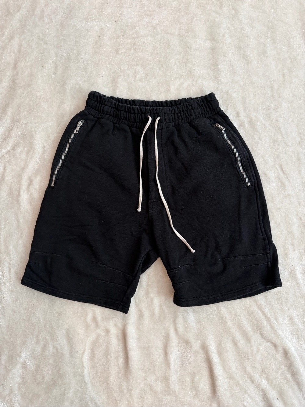 Represent CLO Men's Black Drawstring Athletic Shorts